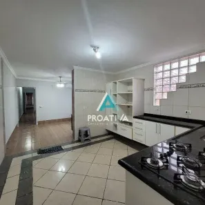 Sobrado com 3 Quartos à venda, 198m² no Vila Scarpelli, Santo André
