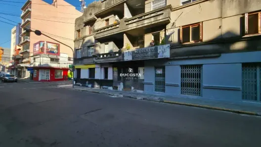 Sala Comercial com 2 Quartos à venda, 75m² no Centro, Santa Maria