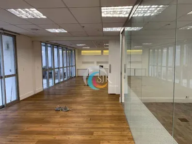 Sala Comercial para alugar, 295m² no Vila São Francisco (Zona Sul), São Paulo