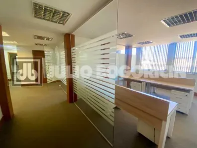 Sala Comercial para alugar, 145m² no Centro, Rio de Janeiro