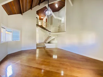 Casa de Condomínio com 4 Quartos à venda, 300m² no Praça da Aldeia da Serra 1- Aldeia da Serra, Barueri