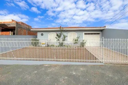 Casa com 3 Quartos para alugar, 213m² no Jardim Carvalho, Ponta Grossa