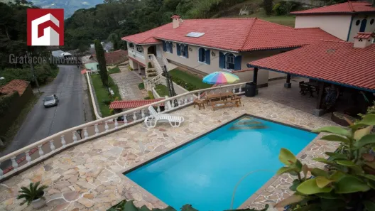 Casa com 4 Quartos à venda, 480m² no Carangola, Petrópolis