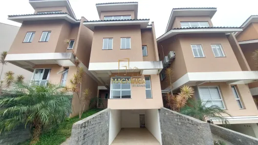 Casa de Condomínio com 3 Quartos para alugar, 185m² no Campina do Siqueira, Curitiba