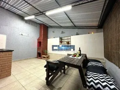 Casa com 3 Quartos à venda, 90m² no Vila Voturua, São Vicente