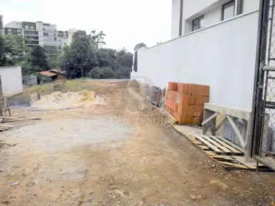 à venda, 1040m² no Santo Amaro, São Paulo