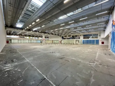 Sala Comercial para alugar, 613m² no Lapa de Baixo, São Paulo