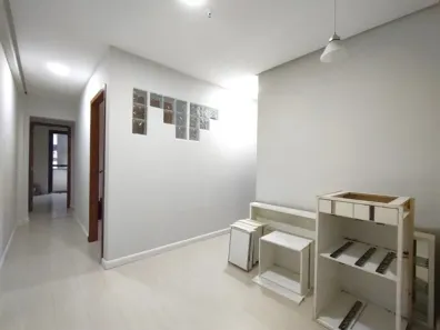 Sala Comercial para alugar, 54m² no Três Figueiras, Porto Alegre