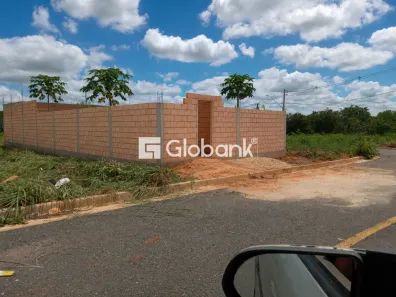 Lote/Terreno à venda, 160m² no Residencial Quintas da Produção, Montes Claros