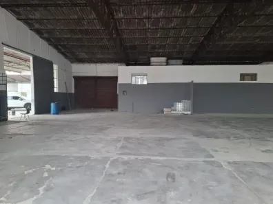 Galpão/Depósito/Armazém com 8 Quartos para alugar, 2396m² no Parque Novo Mundo, São Paulo