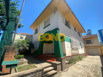 Casa com 3 Quartos à venda, 528m² no Cidade Nova, Caxias do Sul