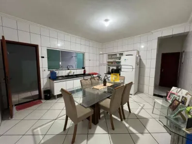 Casa com 3 Quartos à venda, 175m² no Cidade Jardim, Americana