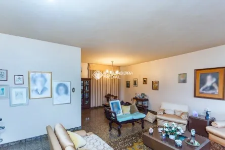 Casa com 8 Quartos à venda, 520m² no Vila Assunção, Porto Alegre