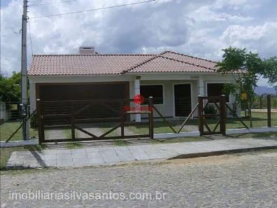 Casa com 3 Quartos para alugar, 120m² no XANGRI-LÁ, Xangri-lá