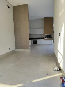 Casa com 3 Quartos para alugar, 150m² no Condomínio Belvedere II, Cuiabá