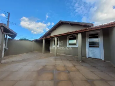 Casa com 4 Quartos à venda, 177m² no Conjunto Habitacional Humberto Popolo, Botucatu