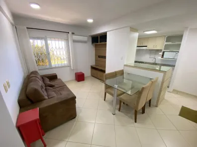 Apartamento com 3 Quartos para alugar, 112m² no Carianos, Florianópolis
