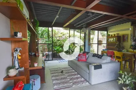 Casa com 3 Quartos à venda, 167m² no São Francisco, Niterói