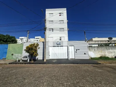 Apartamento com 2 Quartos para alugar, 60m² no Tubalina, Uberlândia
