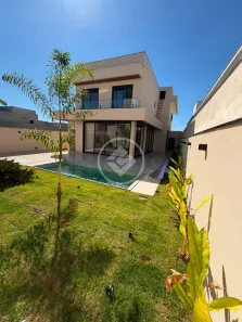 Casa de Condomínio com 4 Quartos à venda, 257m² no Gávea, Uberlândia