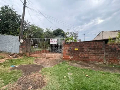 Casa com 2 Quartos para alugar, 60m² no Jardim Universo, Maringá