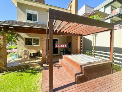 Casa de Condomínio com 3 Quartos à venda, 228m² no São Lucas, Viamão