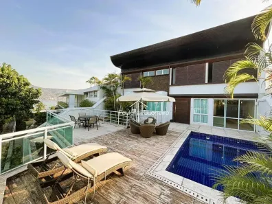 Casa de Condomínio com 5 Quartos à venda, 395m² no São Francisco, Niterói