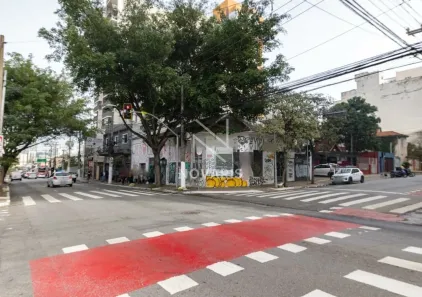 Imóvel Comercial com 6 Quartos para alugar, 240m² no Pinheiros, São Paulo
