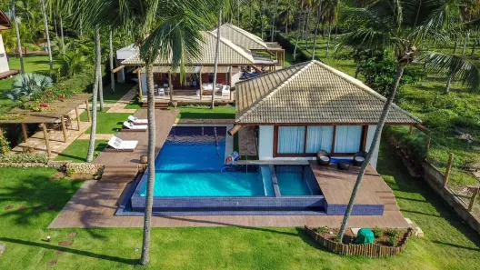 Casa de Condomínio com 5 Quartos à venda, 600m² no , Tamandaré