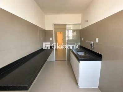 Apartamento com 3 Quartos para alugar, 65m² no Morada do Parque, Montes Claros