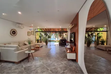 Casa com 5 Quartos para alugar, 359m² no Jardim Las Palmas, Guarujá