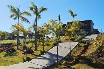 Casa de Condomínio com 3 Quartos para alugar, 325m² no , Sertanópolis