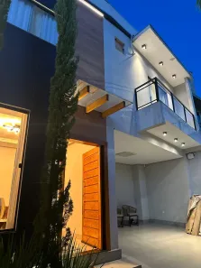 Casa com 3 Quartos à venda, 250m² no Ibituruna, Montes Claros