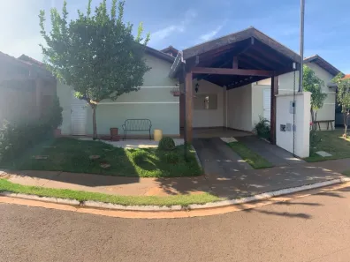 Casa de Condomínio com 1 Quarto à venda, 60m² no Tiradentes, Campo Grande