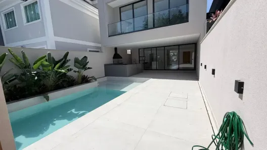 Casa de Condomínio com 4 Quartos à venda, 440m² no Recreio dos Bandeirantes, Rio de Janeiro