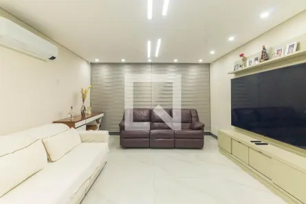 Casa com 2 Quartos à venda, 171m² no Chácara Santo Antônio (Zona Leste), São Paulo