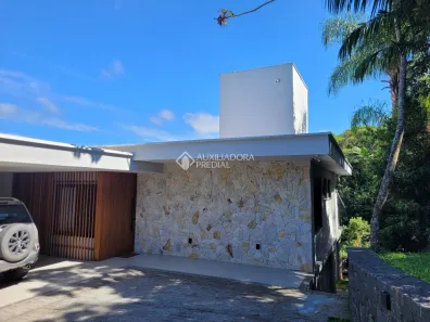 Casa com 1 Quarto para alugar, 158m² no Pântano do Sul, Florianópolis