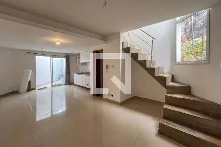 Casa com 2 Quartos à venda, 85m² no Vila Gumercindo, São Paulo