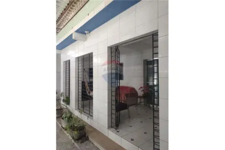Casa com 2 Quartos à venda, 113m² no Bairro dos Estados, Camaragibe