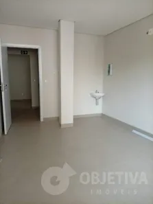 Sala Comercial para alugar, 20m² no Centro, Uberlândia