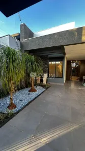 Casa com 3 Quartos à venda, 115m² no Zona 28, Maringá