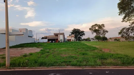 Lote/Terreno à venda, 275m² no Village Provence, São José do Rio Preto