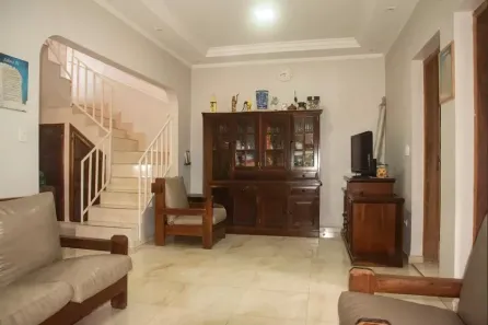 Casa com 5 Quartos à venda, 270m² no Planalto Paulista, São Paulo