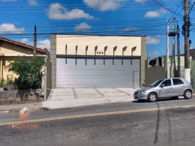 Ponto Comercial para alugar, 200m² no Jardim das Cerejeiras, Arujá