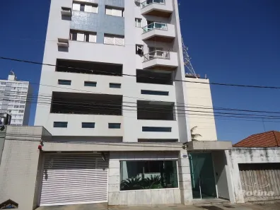 Apartamento com 3 Quartos para alugar, 140m² no Centro, Uberlândia