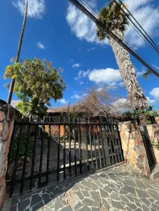 Casa com 5 Quartos para alugar, 250m² no Riacho Fundo I, Brasília