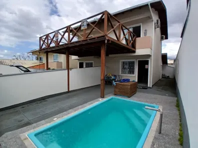 Sobrado com 2 Quartos à venda, 54m² no Bela Vista, Palhoça
