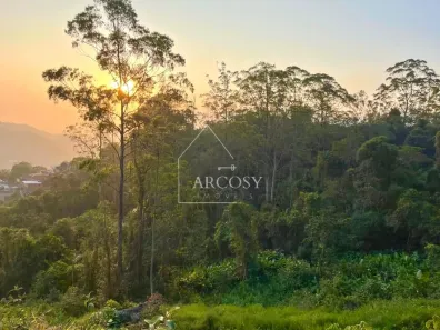 Lote/Terreno à venda, 2500m² no Quarteirão Ingelheim, Petrópolis