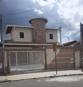 Sobrado com 4 Quartos à venda, 180m² no Parque Fazendinha, Campinas