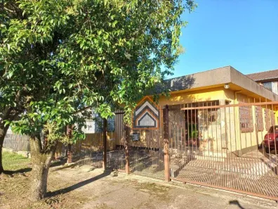 Casa com 5 Quartos à venda, 200m² no Sumaré, Alvorada